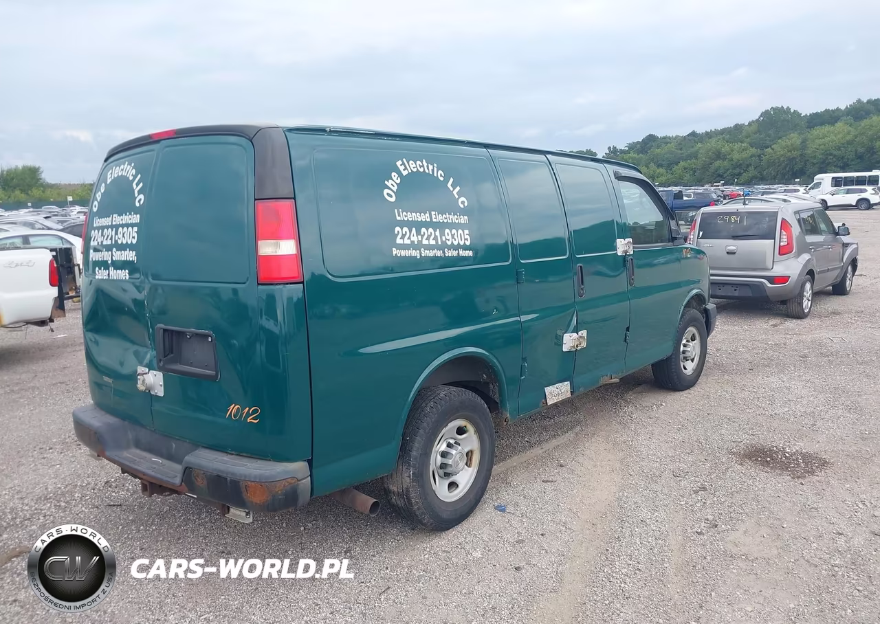 2013 Chevrolet Express 2500 Work Van VIN:1GCWGFCA1D1126249 - 4