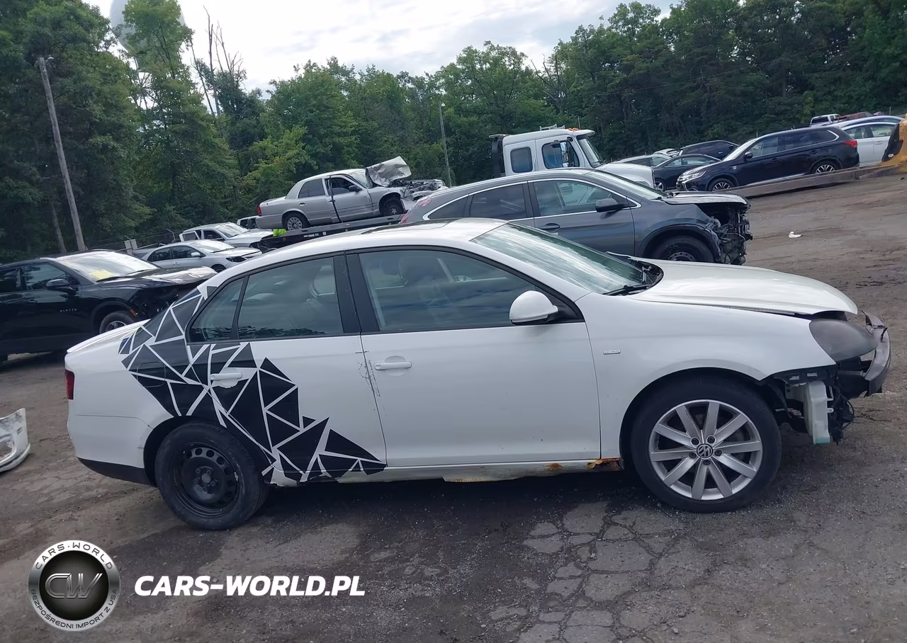 2010 Volkswagen Jetta Wolfsburg Edition VIN:3VWRJ7AJ8AM151622 - 14