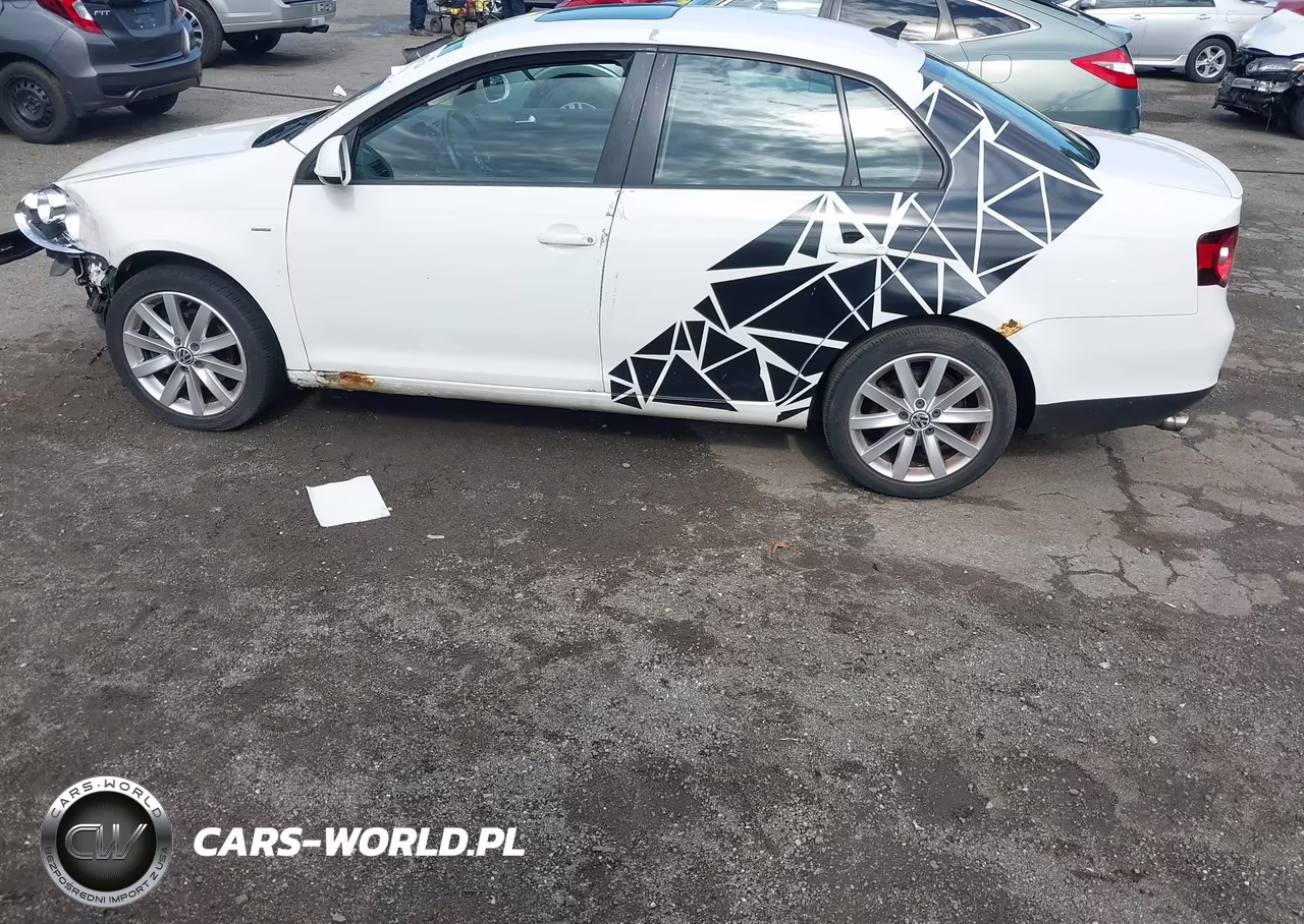 2010 Volkswagen Jetta Wolfsburg Edition VIN:3VWRJ7AJ8AM151622 - 15