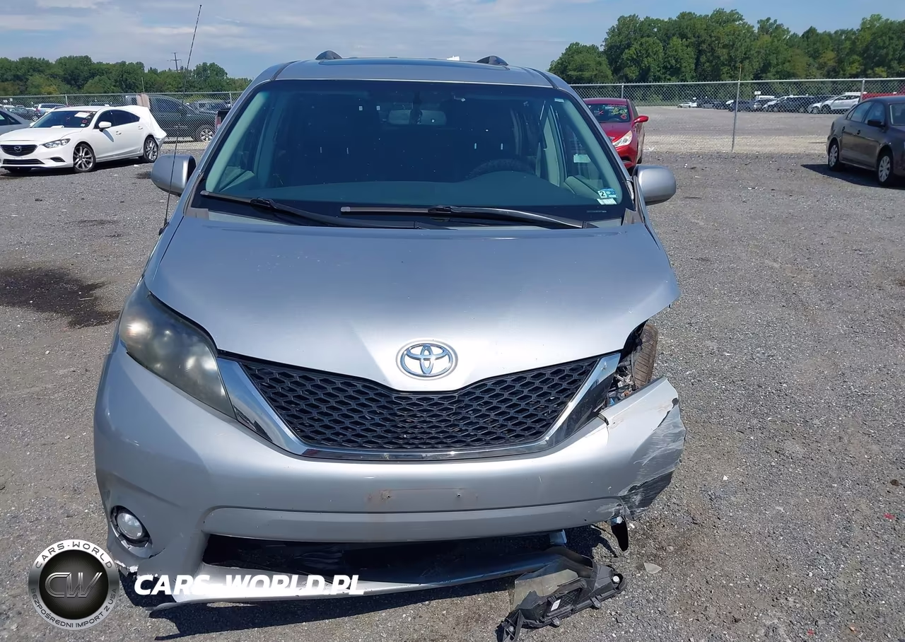 2014 Toyota Sienna Se 8 Passenger VIN:5TDXK3DCXES512982 - 12