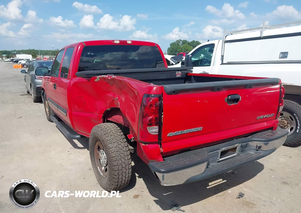 2004 Chevrolet Silverado 1500 Ls VIN:2GCEC19V841346969 - 3