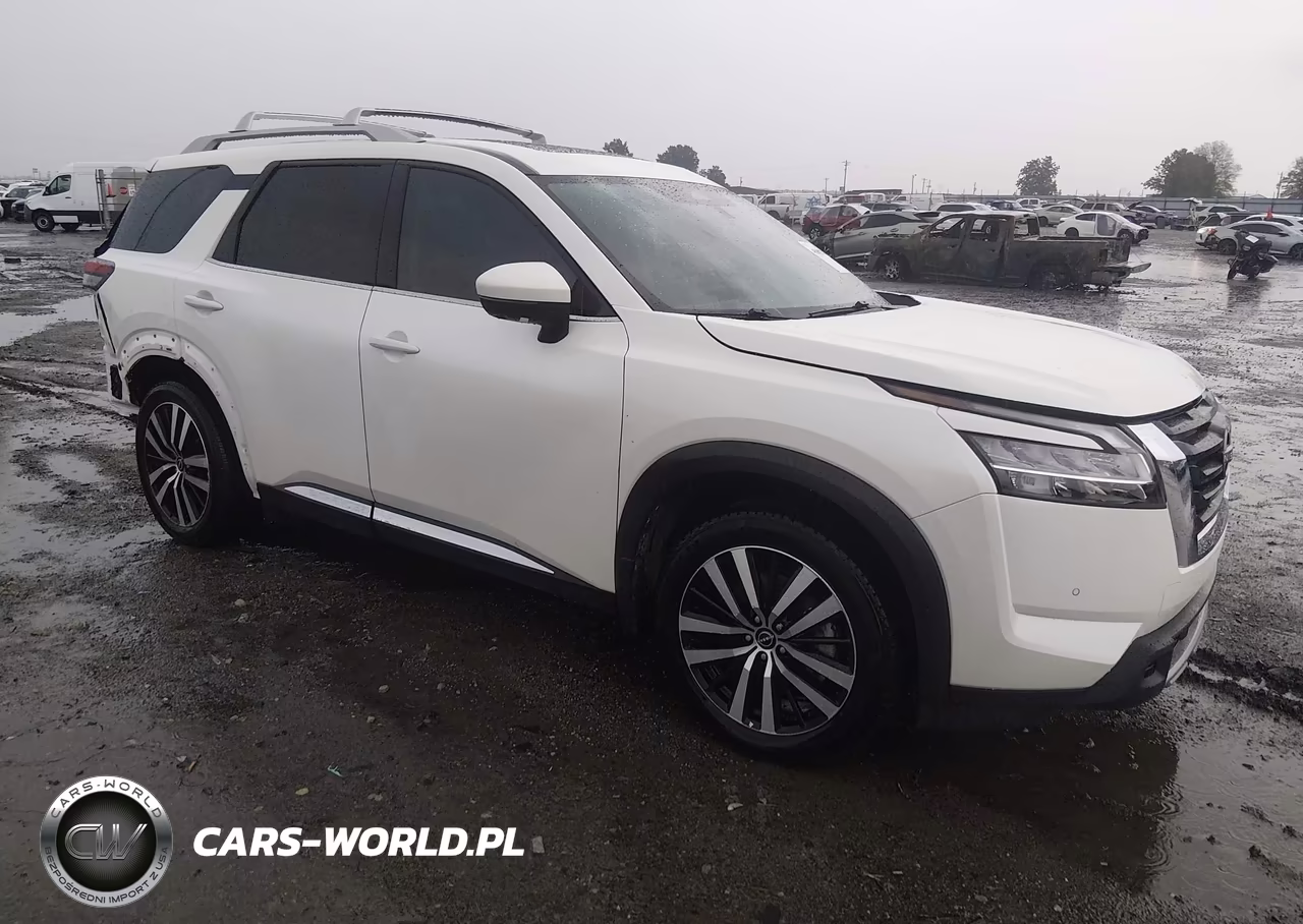 2024 Nissan Pathfinder Platinum Fwd