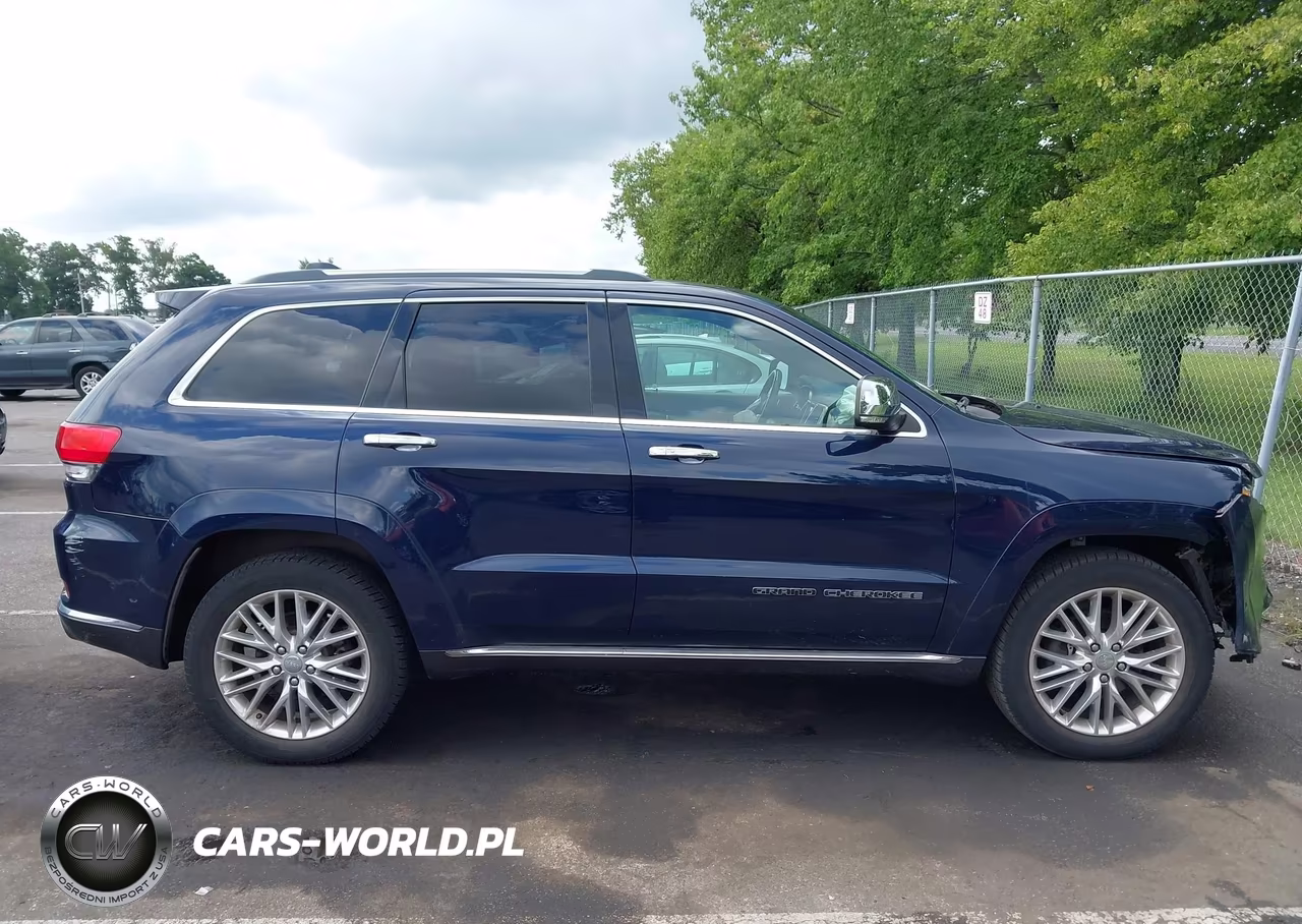 2017 Jeep Grand Cherokee Summit VIN:1C4RJFJG5HC769817 - 13