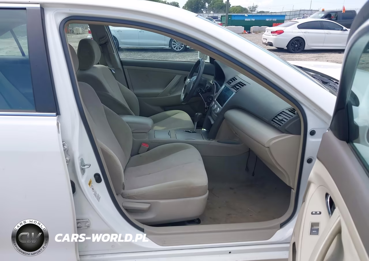 2010 Toyota Camry Le VIN:4T1BF3EK4AU551928 - 5