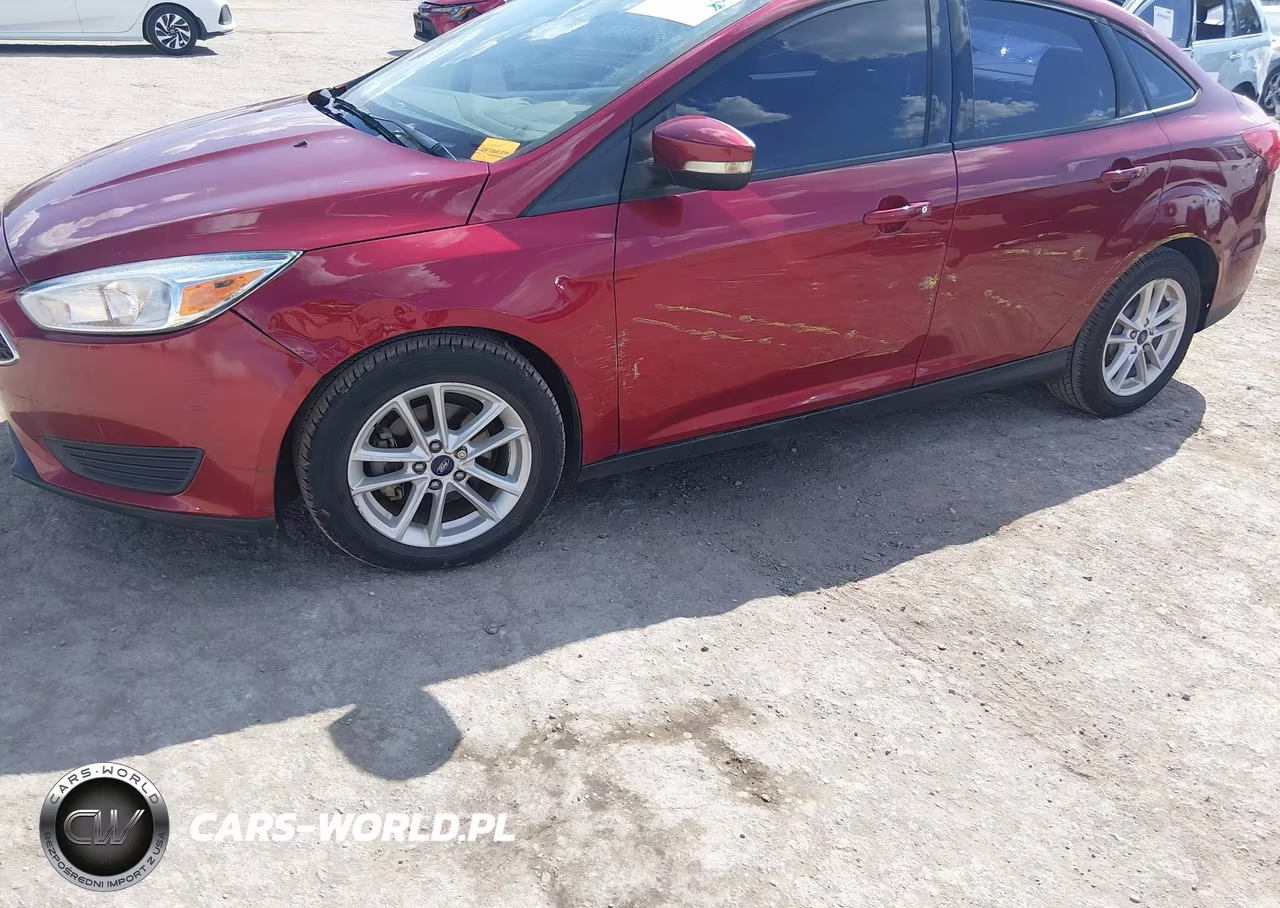 2017 Ford Focus Se VIN:1FADP3F26HL253993 - 6