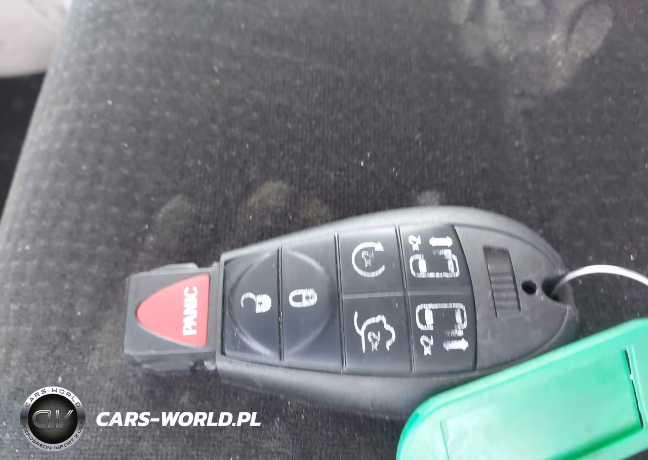 2013 Dodge Grand Caravan Sxt VIN:2C4RDGCG7DR625990 - 11