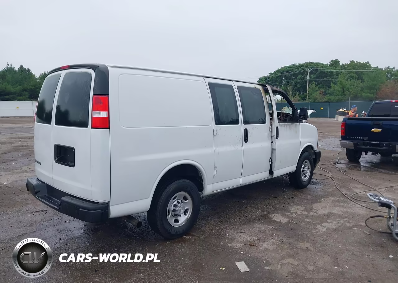 2021 Chevrolet Express Cargo Rwd 2500 Regular Wheelbase Wt VIN:1GCWGAFP6M1260211 - 4