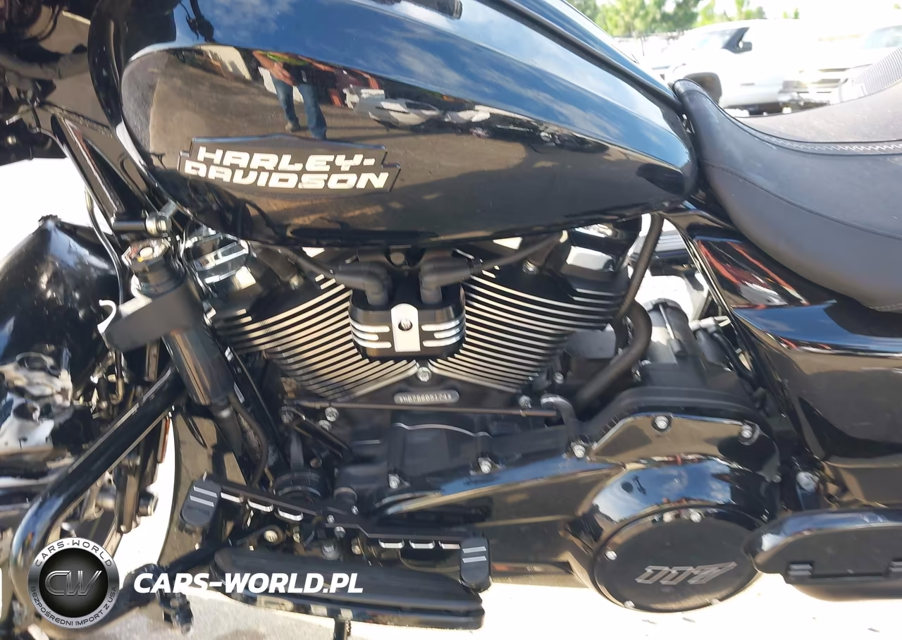 2025 Harley-Davidson Flhx VIN:1HD1KB711SB605174 - 9