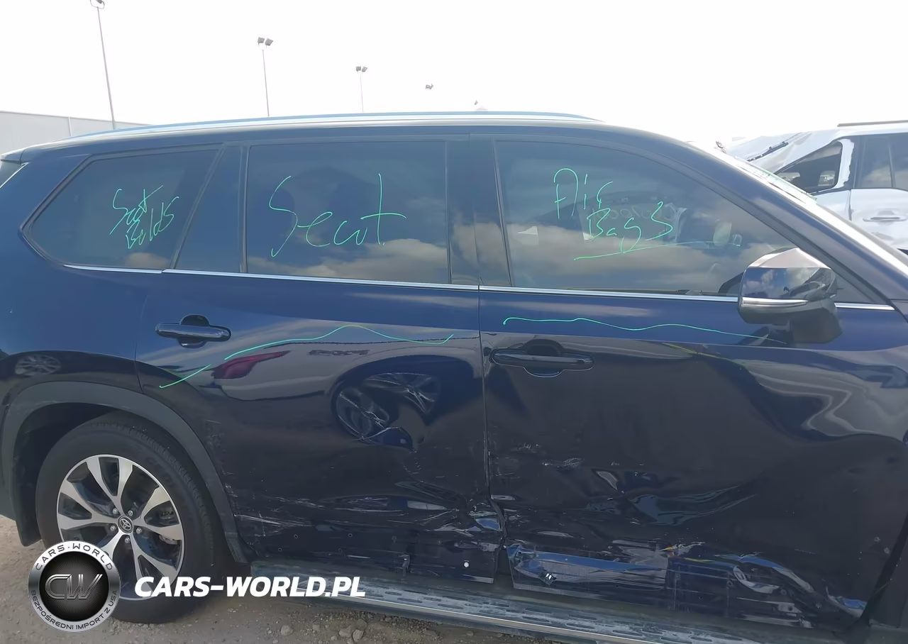 2025 Toyota Grand Highlander Hybrid Limited Max VIN:5TDADAB57SS022097 - 13