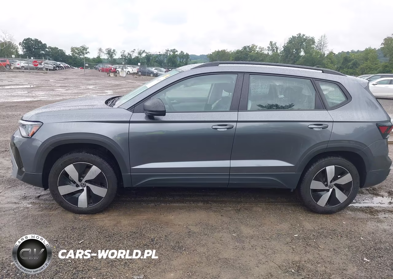 2025 Volkswagen Taos 1.5T S VIN:3VV8C7B21SM090813 - 14