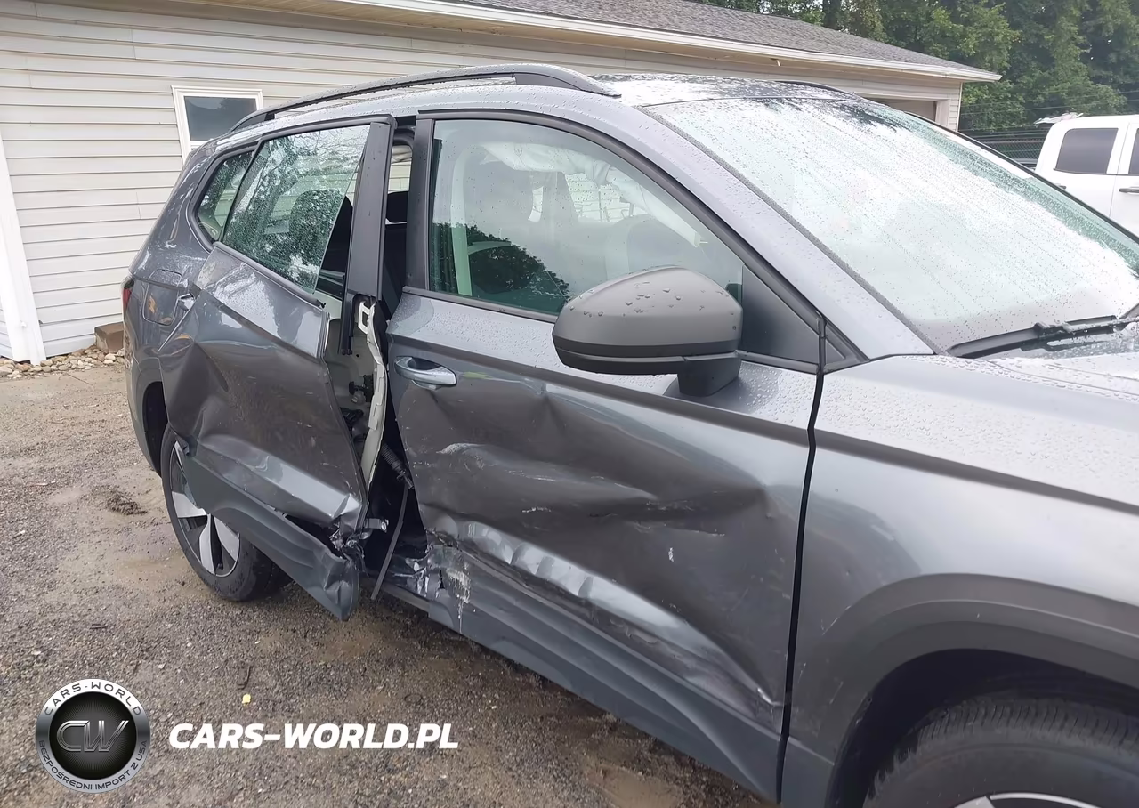 2025 Volkswagen Taos 1.5T S VIN:3VV8C7B21SM090813 - 17