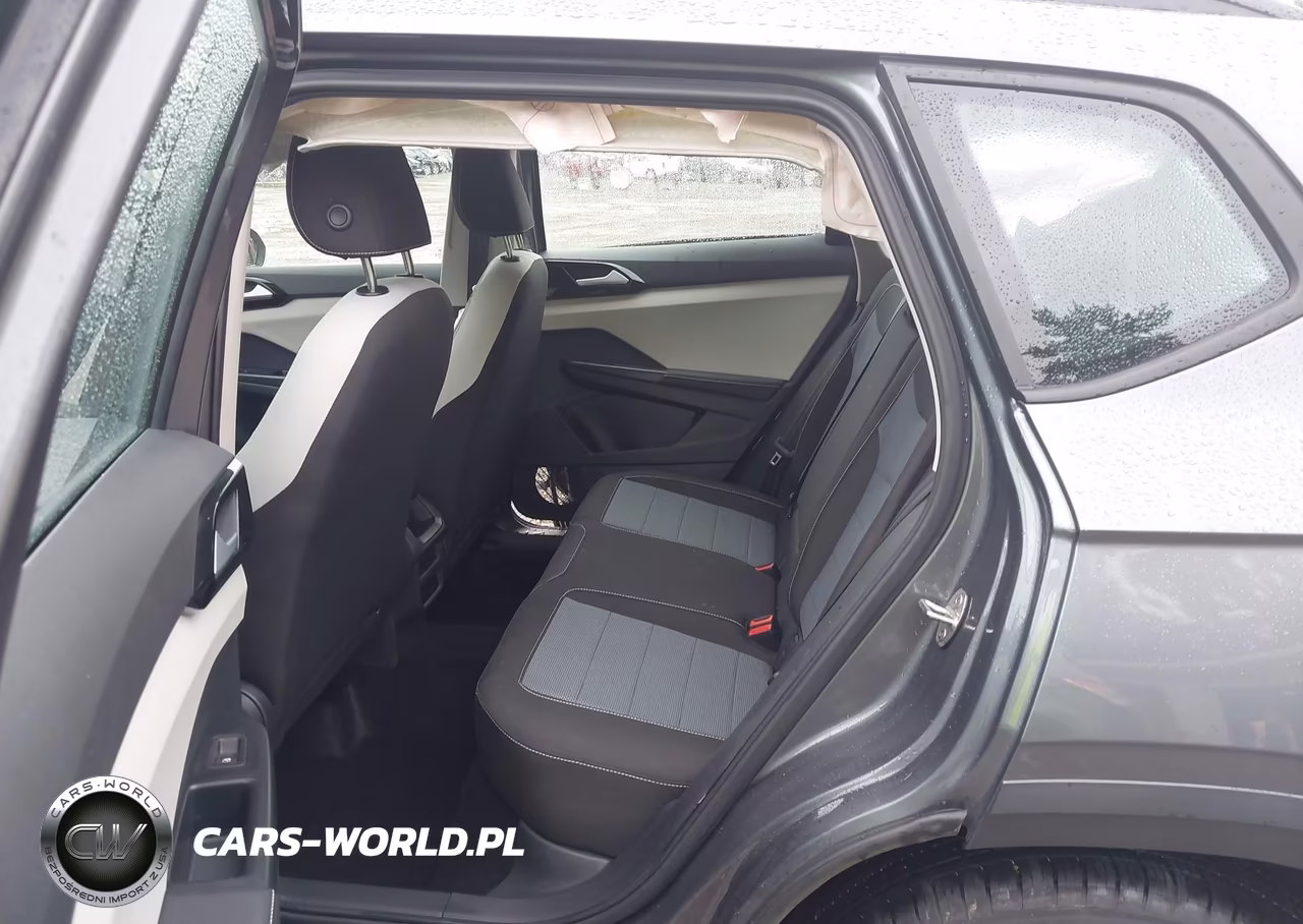 2025 Volkswagen Taos 1.5T S VIN:3VV8C7B21SM090813 - 8