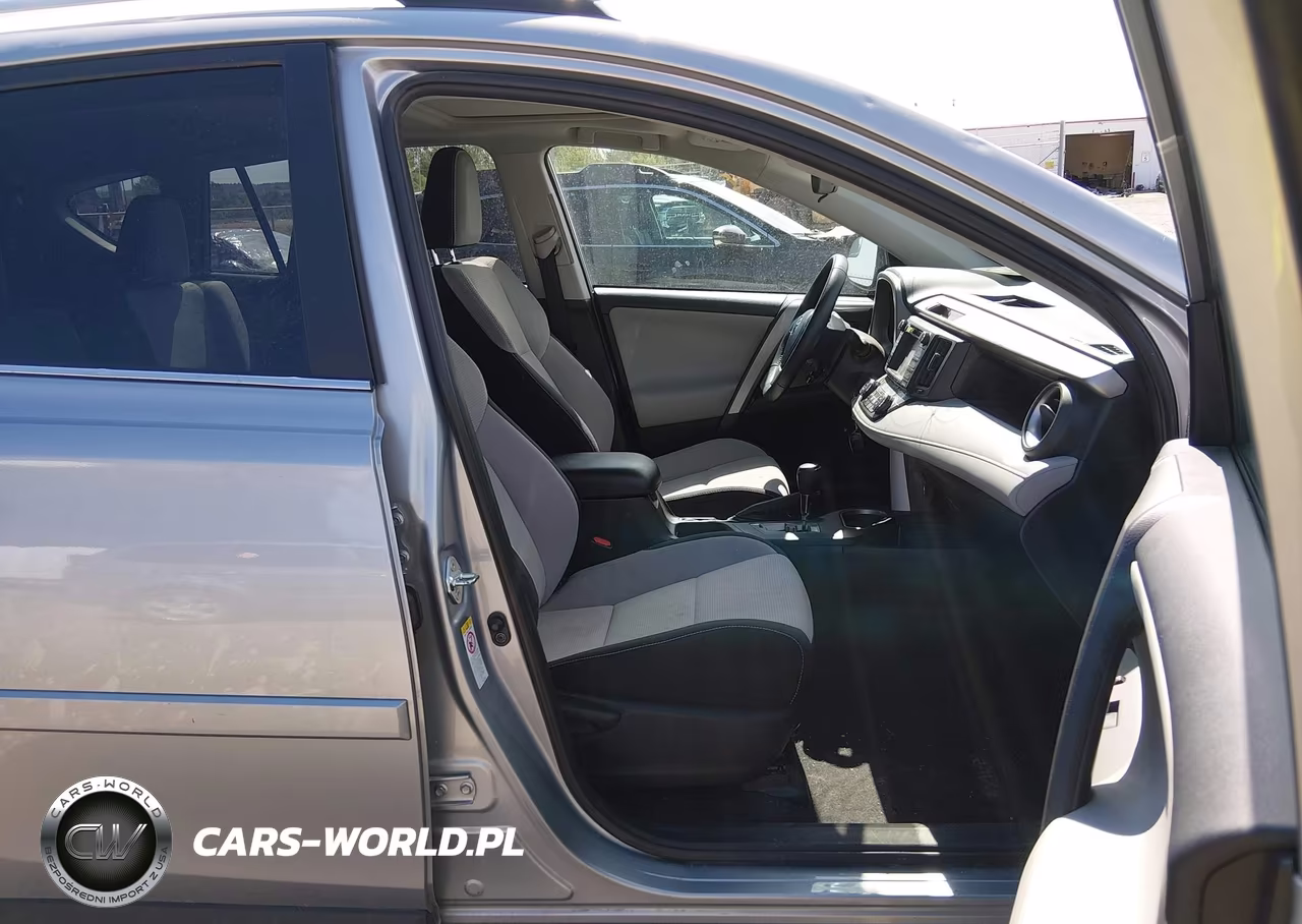 2016 Toyota Rav4 Xle VIN:2T3RFREV4GW411602 - 5