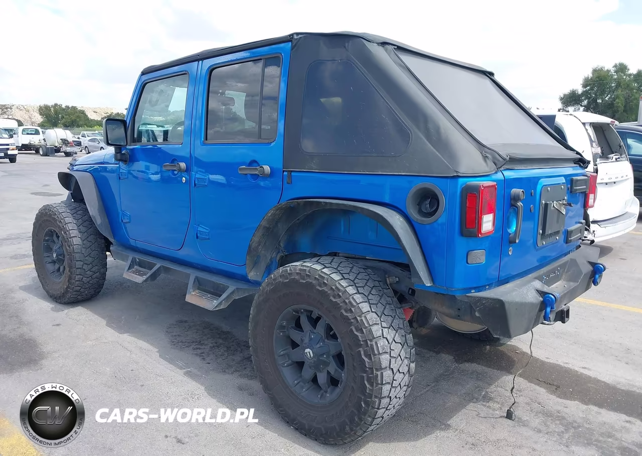 2016 Jeep Wrangler Unlimited Sport VIN:1C4BJWDG0GL196563 - 3