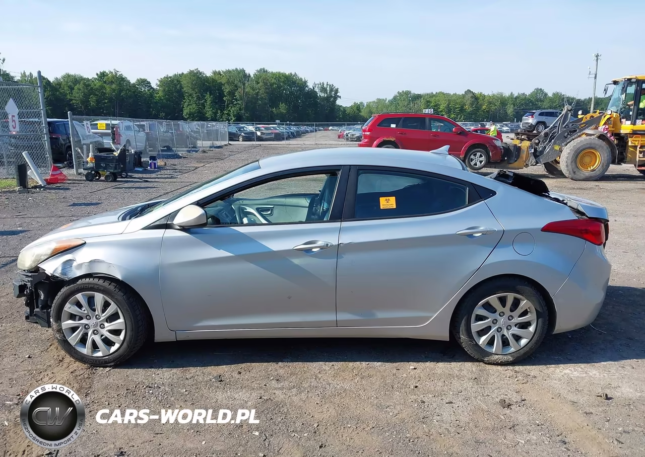 2011 Hyundai Elantra Gls VIN:5NPDH4AE4BH000911 - 14