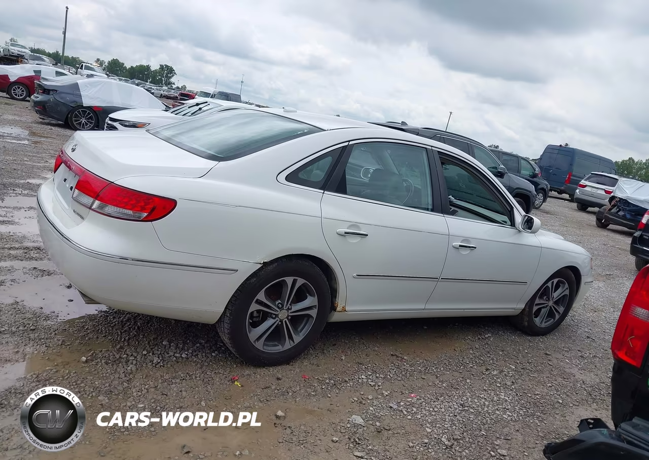 2007 Hyundai Azera Limited-Se VIN:KMHFC46F37A203646 - 13