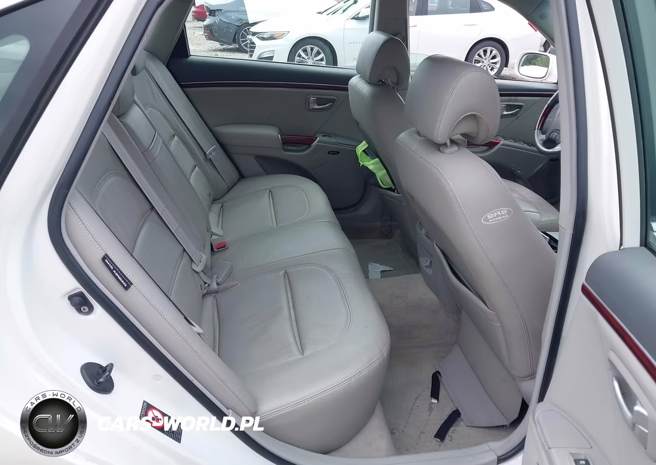 2007 Hyundai Azera Limited-Se VIN:KMHFC46F37A203646 - 8