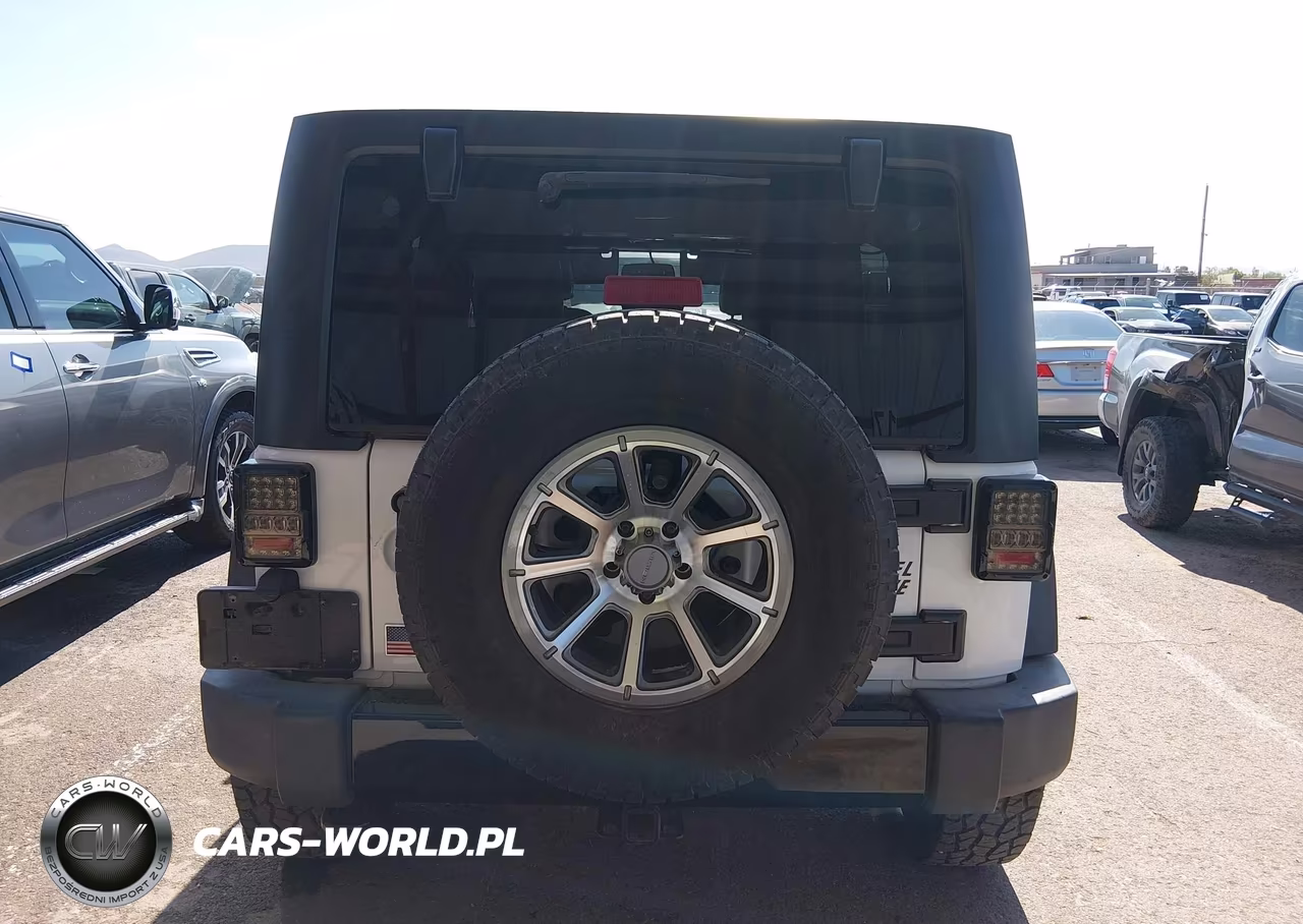 2017 Jeep Wrangler Unlimited Willys Wheeler VIN:1C4BJWDG6HL571762 - 16