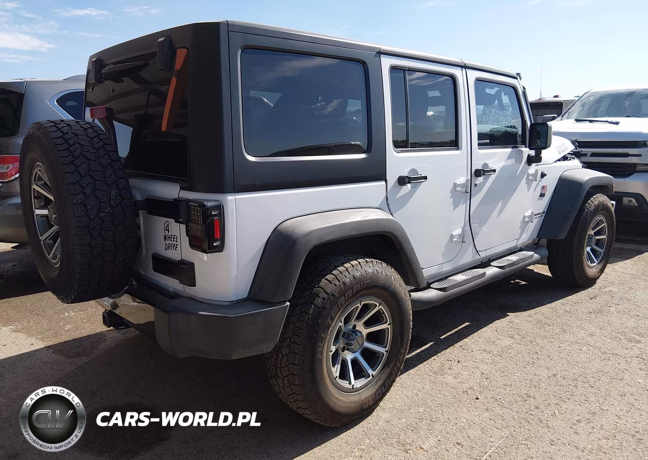 2017 Jeep Wrangler Unlimited Willys Wheeler VIN:1C4BJWDG6HL571762 - 4