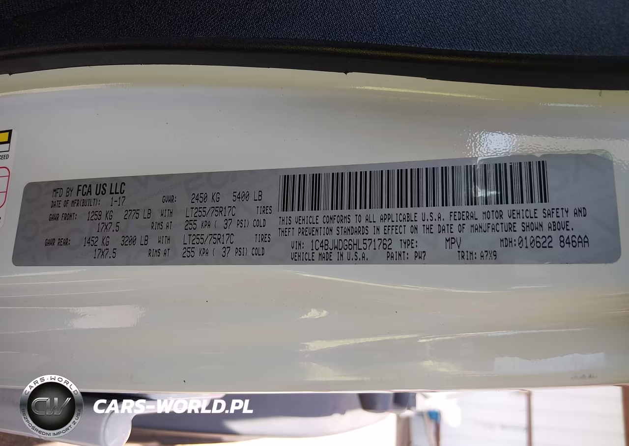 2017 Jeep Wrangler Unlimited Willys Wheeler VIN:1C4BJWDG6HL571762 - 9