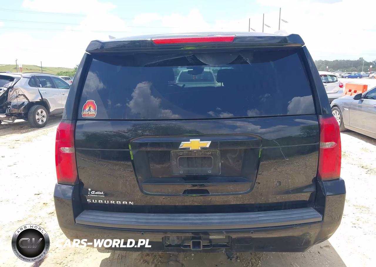 2018 Chevrolet Suburban Lt VIN:1GNSCHKC2JR169088 - 16