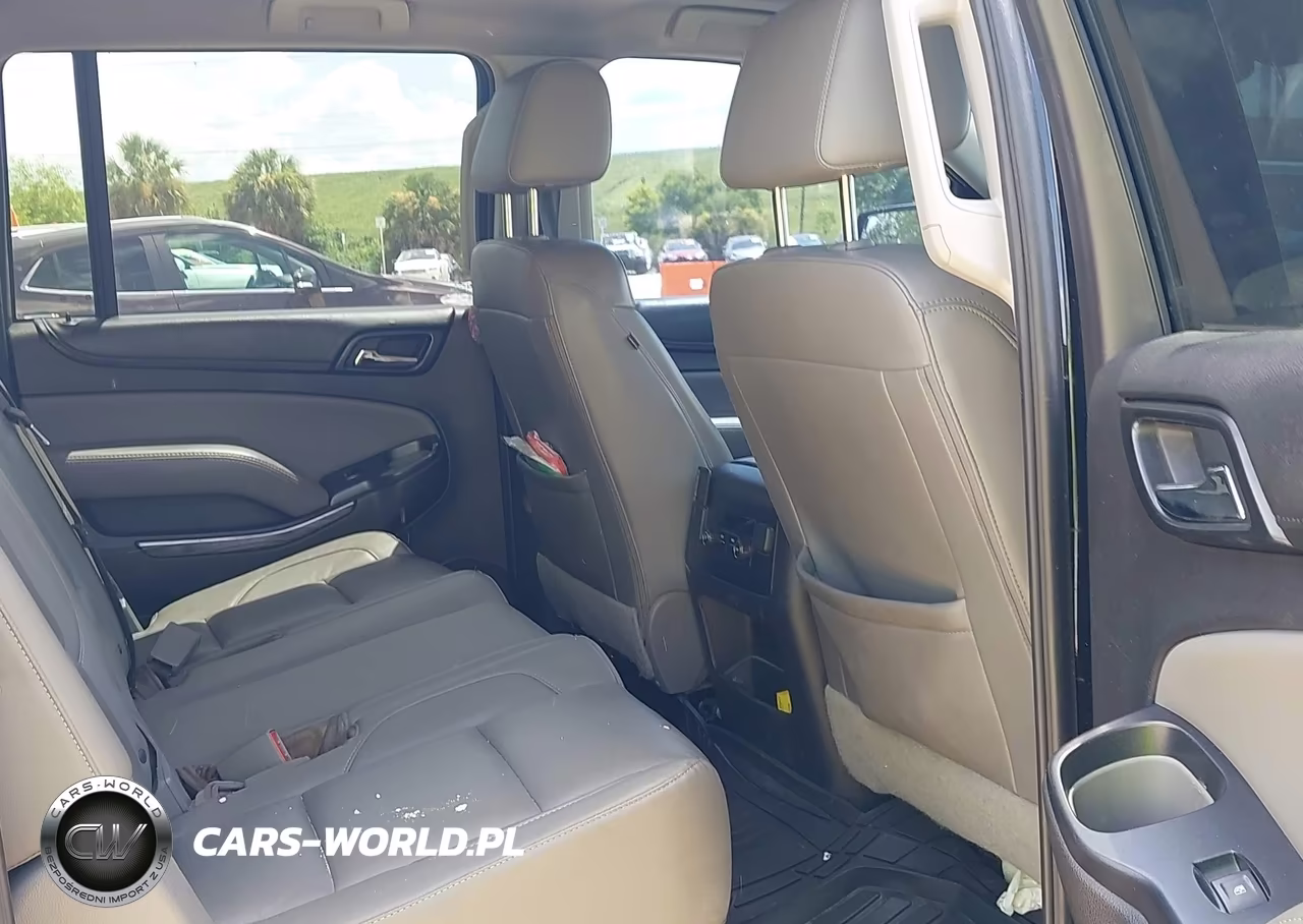 2018 Chevrolet Suburban Lt VIN:1GNSCHKC2JR169088 - 8