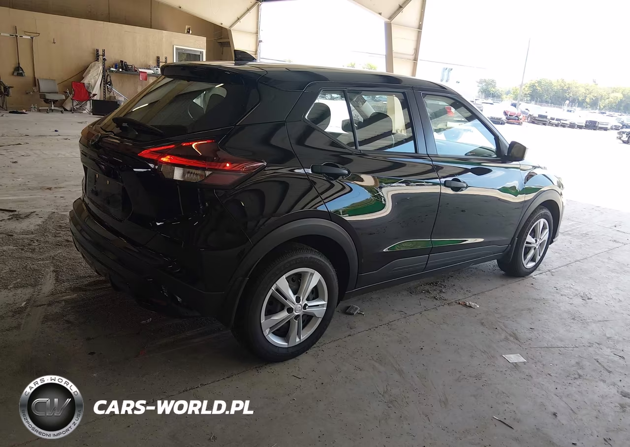 2025 Nissan Kicks Play S VIN:3N1CP5BV6SL475580 - 4