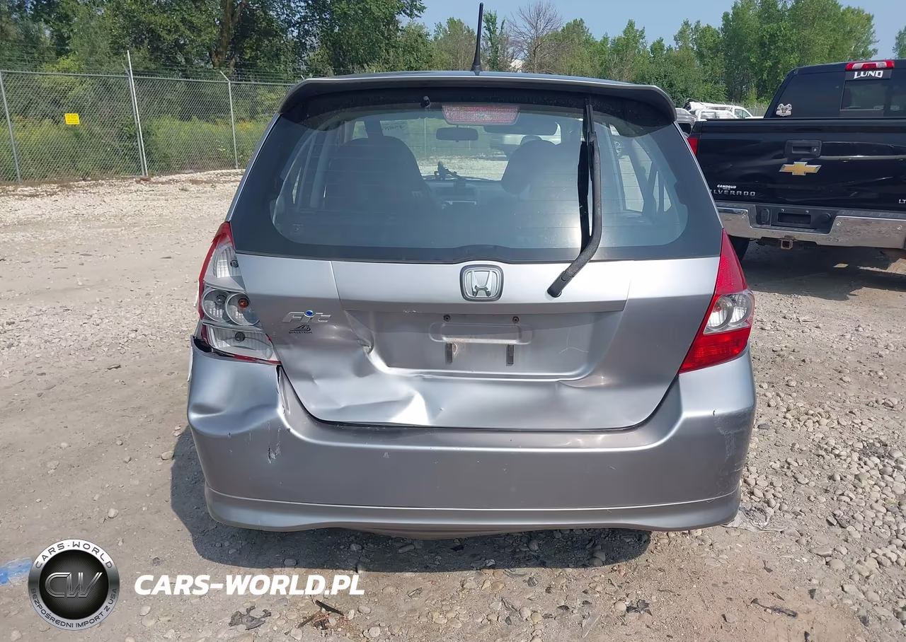 2007 Honda Fit Sport VIN:JHMGD38637S018907 - 17