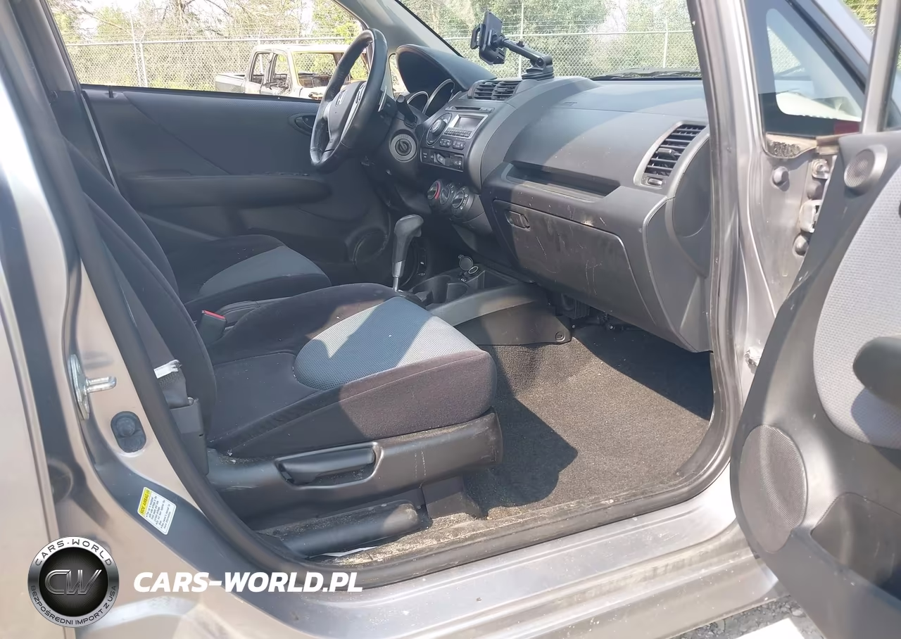 2007 Honda Fit Sport VIN:JHMGD38637S018907 - 5