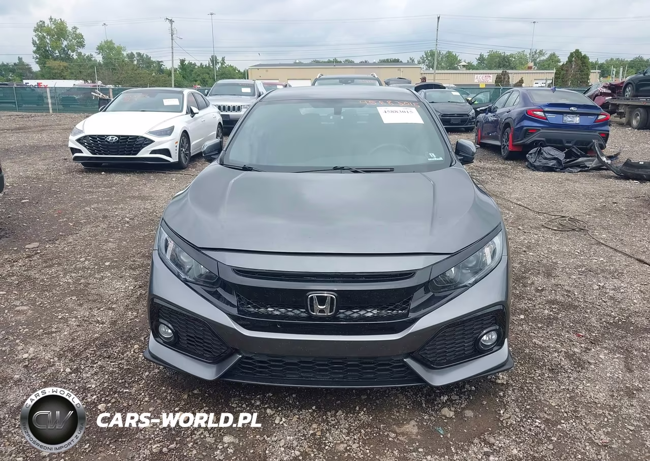 2018 Honda Civic Sport VIN:SHHFK7H48JU412396 - 12