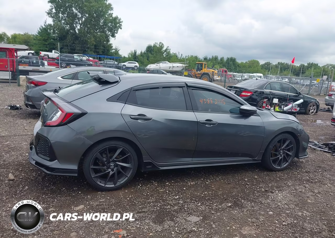2018 Honda Civic Sport VIN:SHHFK7H48JU412396 - 13