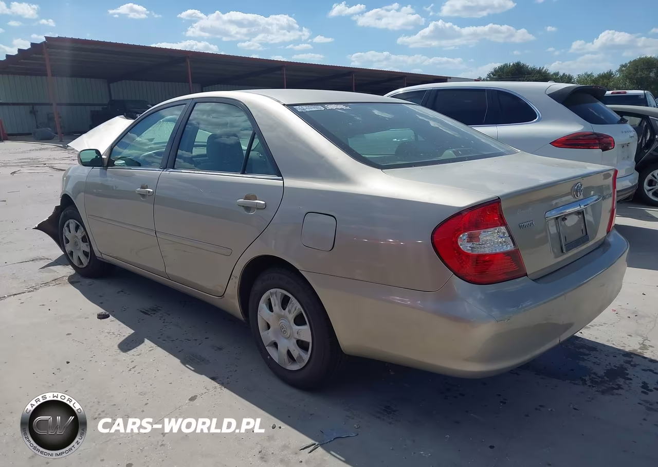 2004 Toyota Camry Le VIN:4T1BE32K54U939133 - 3