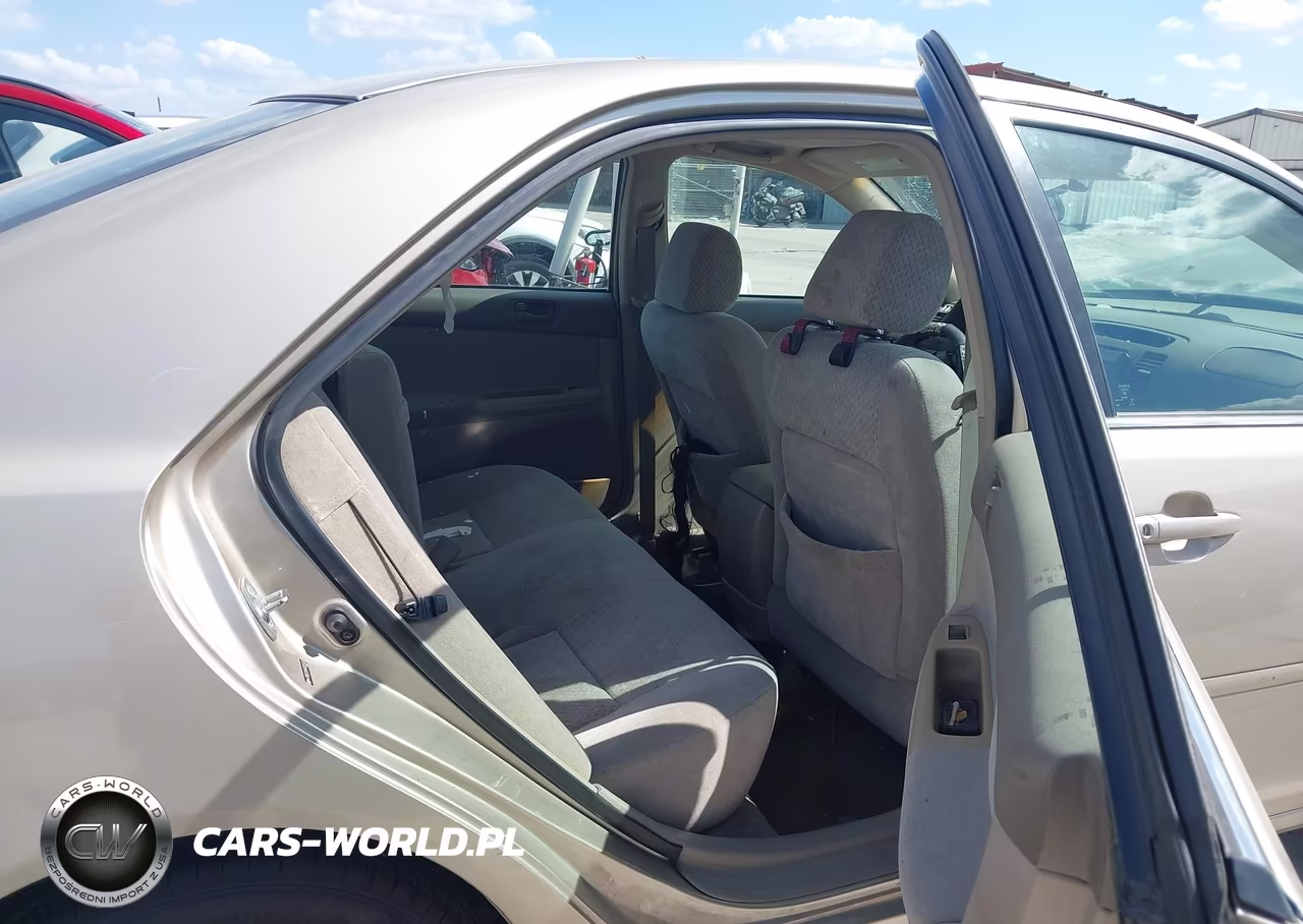 2004 Toyota Camry Le VIN:4T1BE32K54U939133 - 8