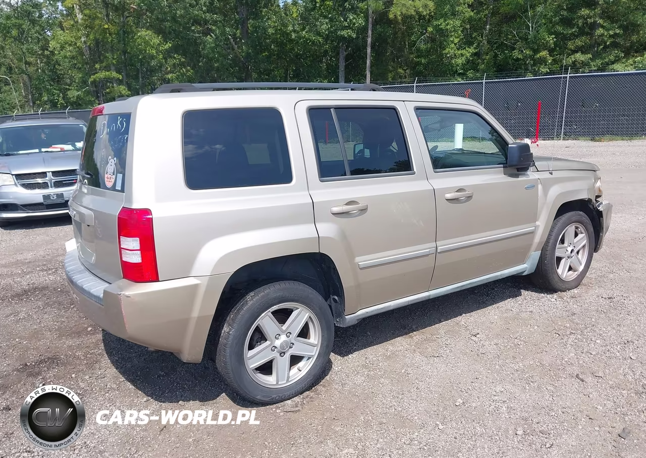 2010 Jeep Patriot Sport VIN:1J4NF1GB6AD620227 - 4