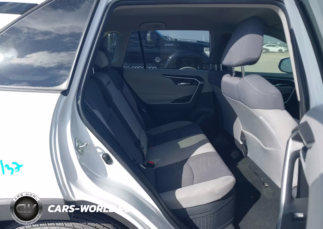 2025 Toyota Rav4 Hybrid Xle VIN:JTMRWRFV3SD286967 - 8