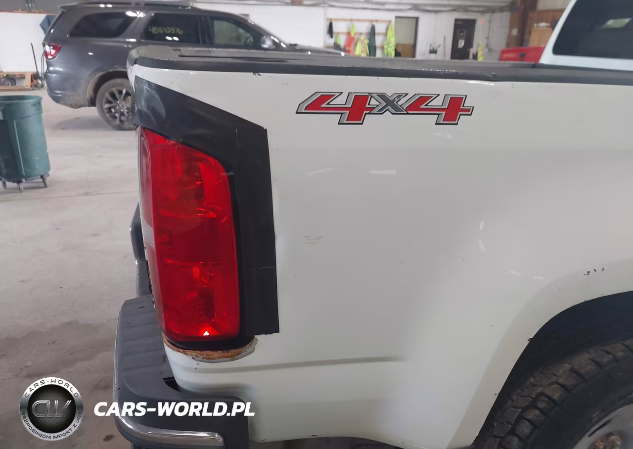 2018 Chevrolet Colorado Wt VIN:1GCHSBEAXJ1281276 - 18