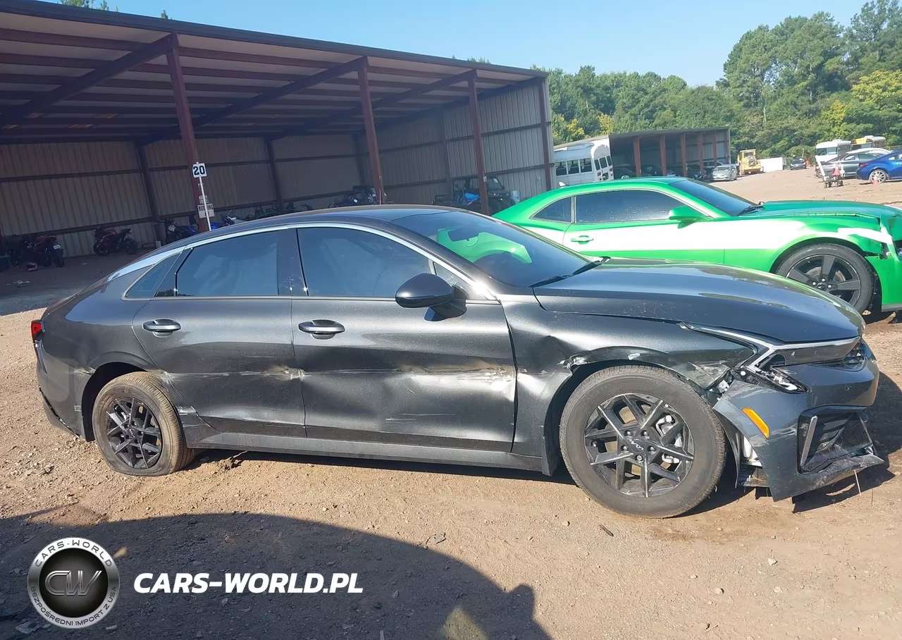 2026 Kia K5 Lxs Fwd VIN:KNAG24J78T5490283 - 14