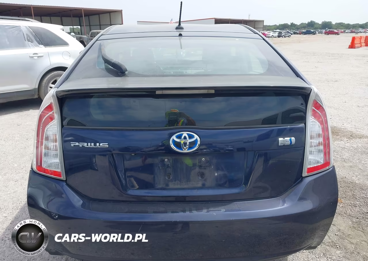 2012 Toyota Prius Three VIN:JTDKN3DU7C0335656 - 16