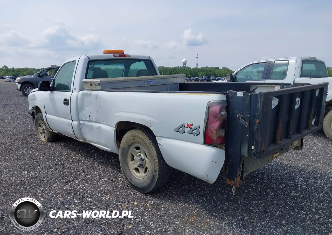 2004 Chevrolet Silverado 1500 Work Truck VIN:1GCEK14X94Z215245 - 3