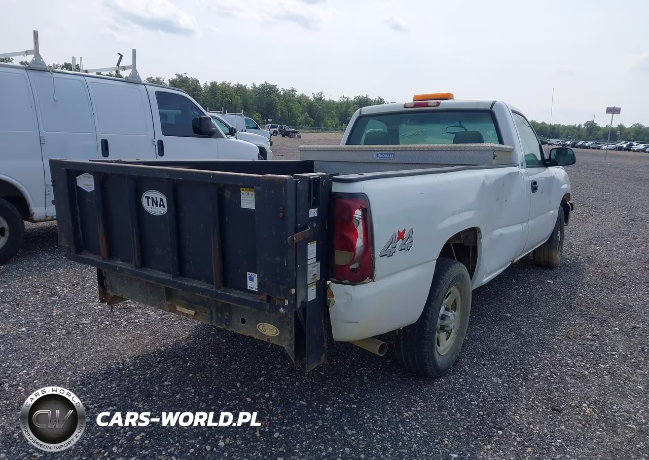 2004 Chevrolet Silverado 1500 Work Truck VIN:1GCEK14X94Z215245 - 4