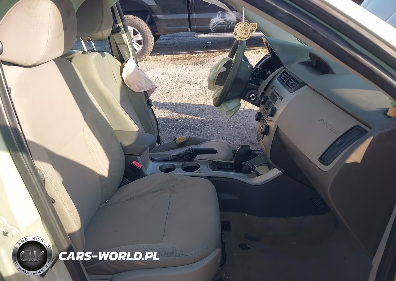 2011 Ford Focus S VIN:1FAHP3EN9BW142289 - 5