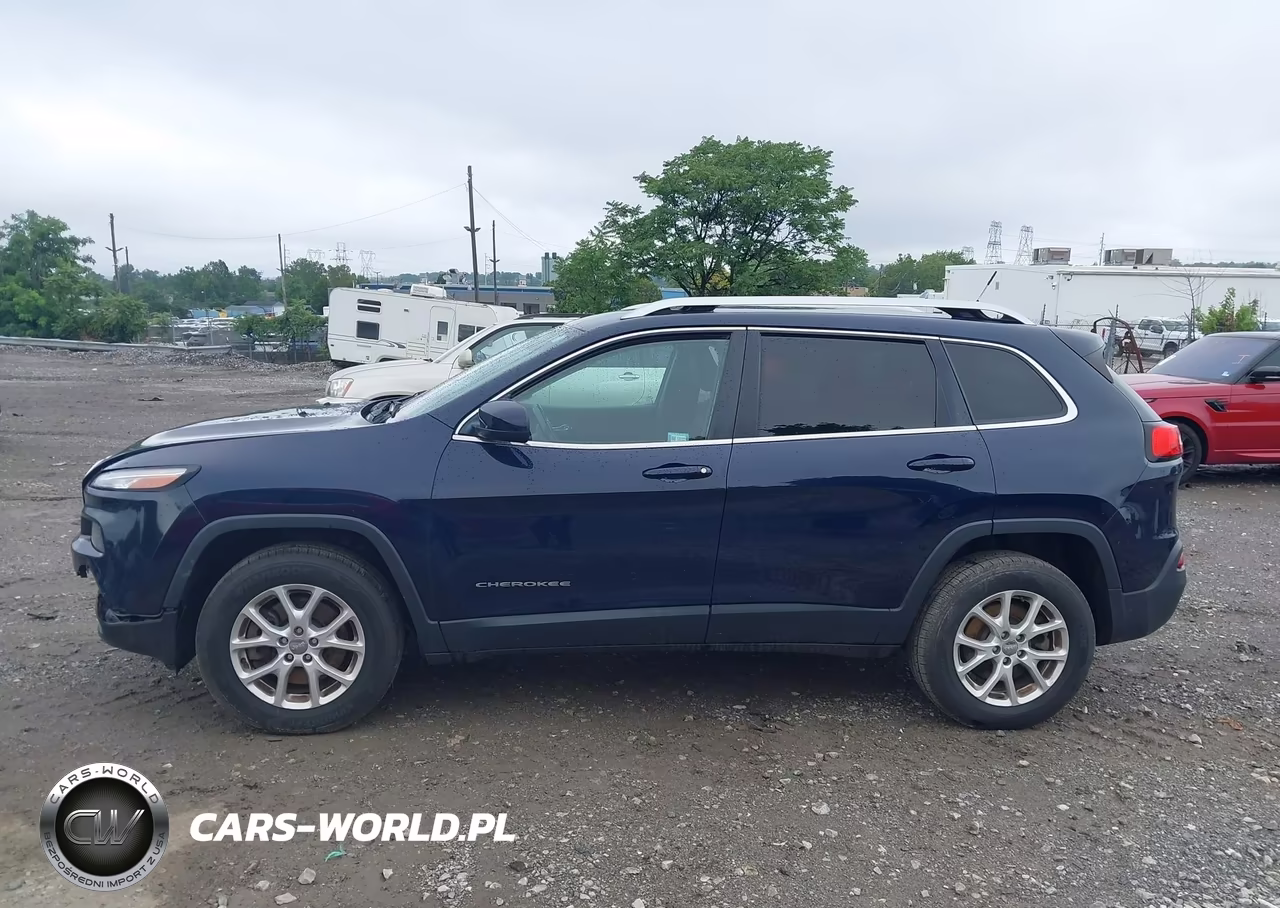 2015 Jeep Cherokee Latitude VIN:1C4PJMCB5FW609512 - 14
