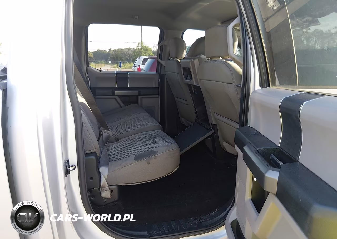 2018 Ford F-150 Xlt VIN:1FTEW1EG3JKD37624 - 8