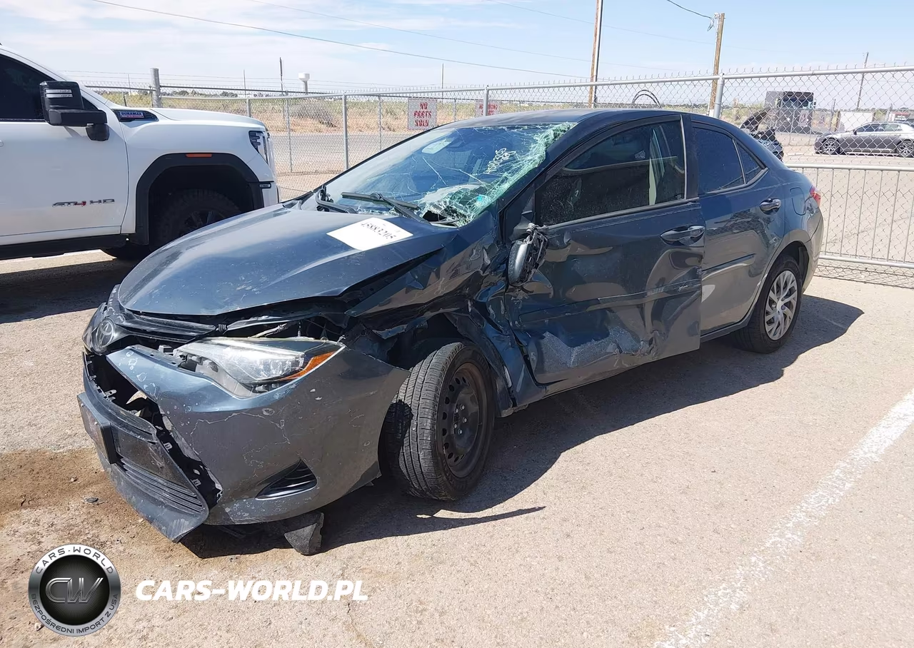 2017 Toyota Corolla Le VIN:2T1BURHE8HC882022 - 2