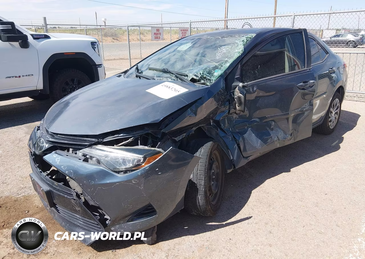 2017 Toyota Corolla Le VIN:2T1BURHE8HC882022 - 6