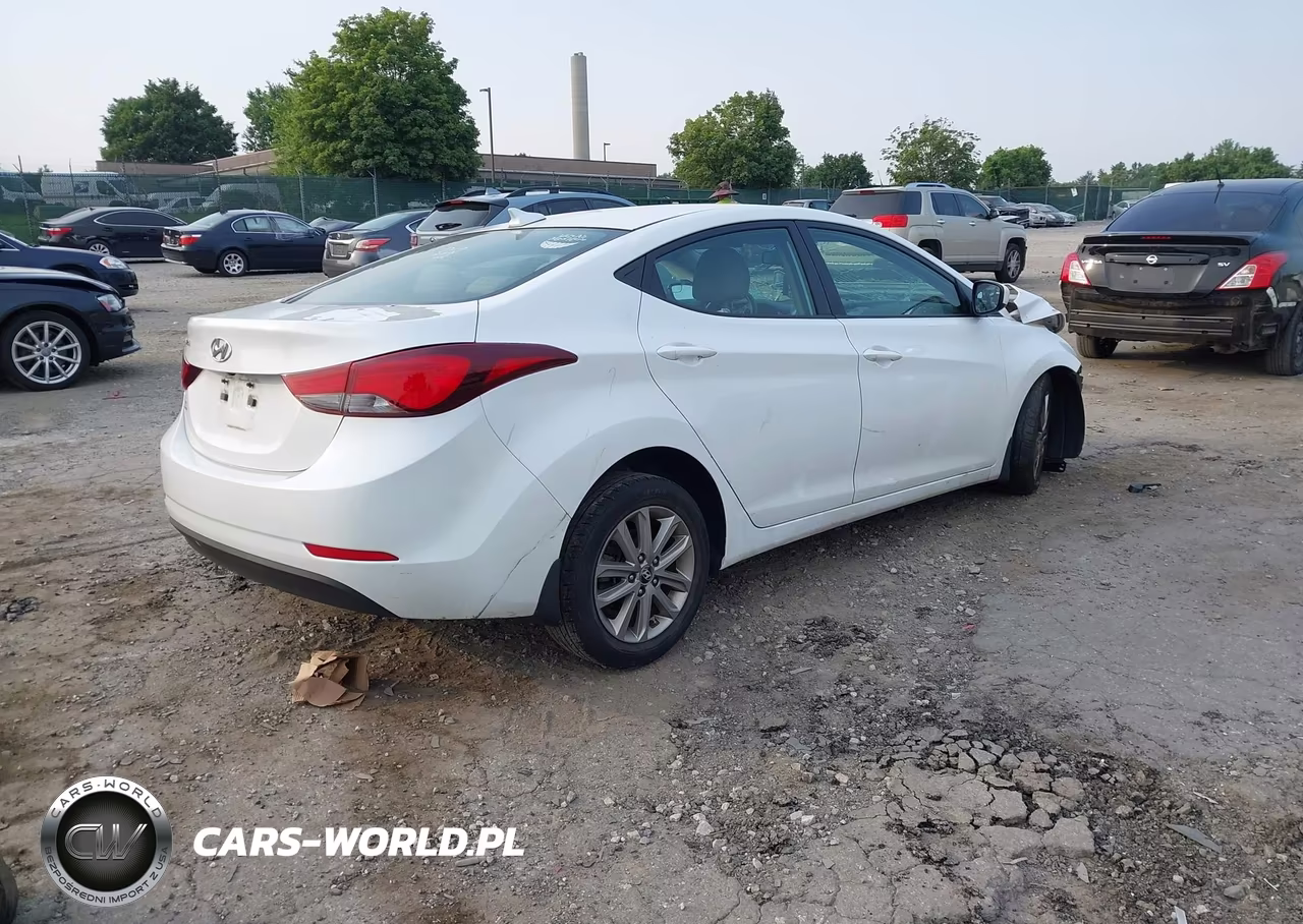 2016 Hyundai Elantra Se VIN:5NPDH4AE1GH729035 - 4