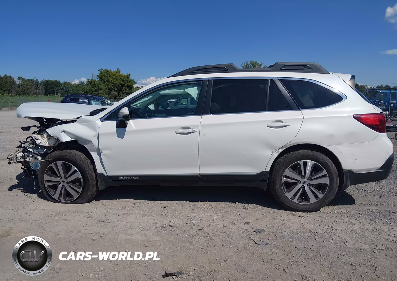 2018 Subaru Outback 3.6R Limited VIN:4S4BSENCXJ3218400 - 15