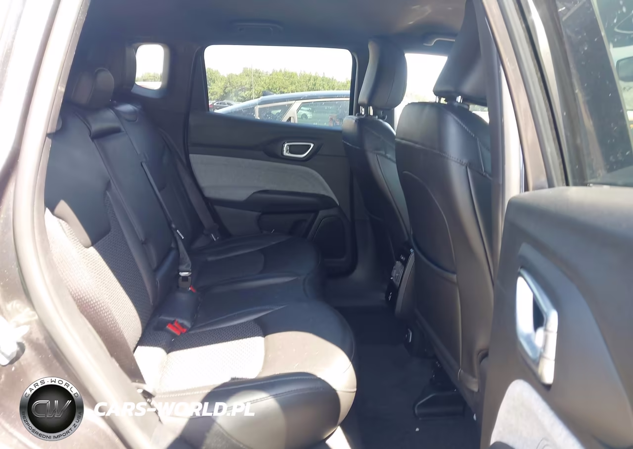 2023 Jeep Compass Latitude 4X4 VIN:3C4NJDBN0PT537614 - 8