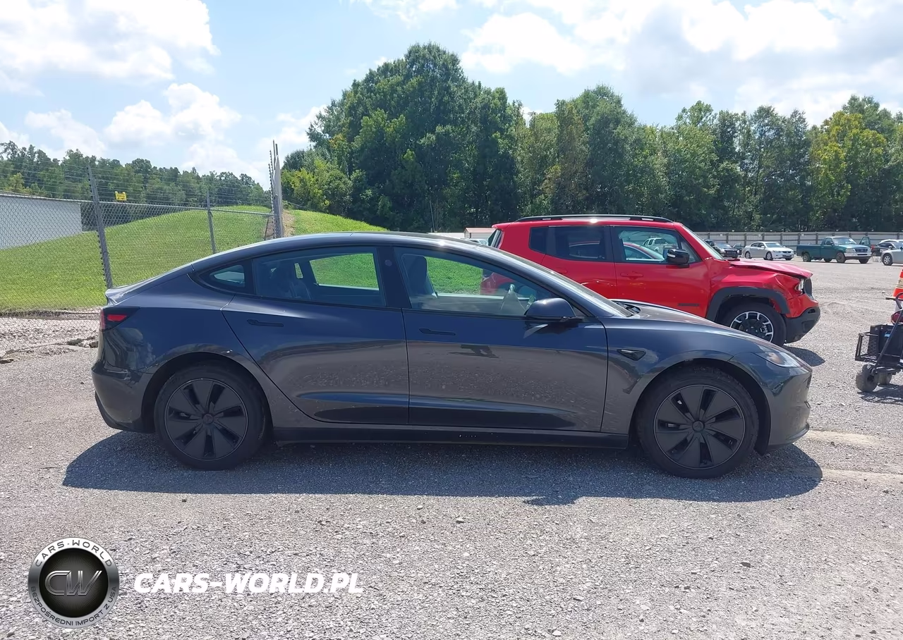2026 Tesla Model 3 VIN:5YJ3E1EA7TF117201 - 13