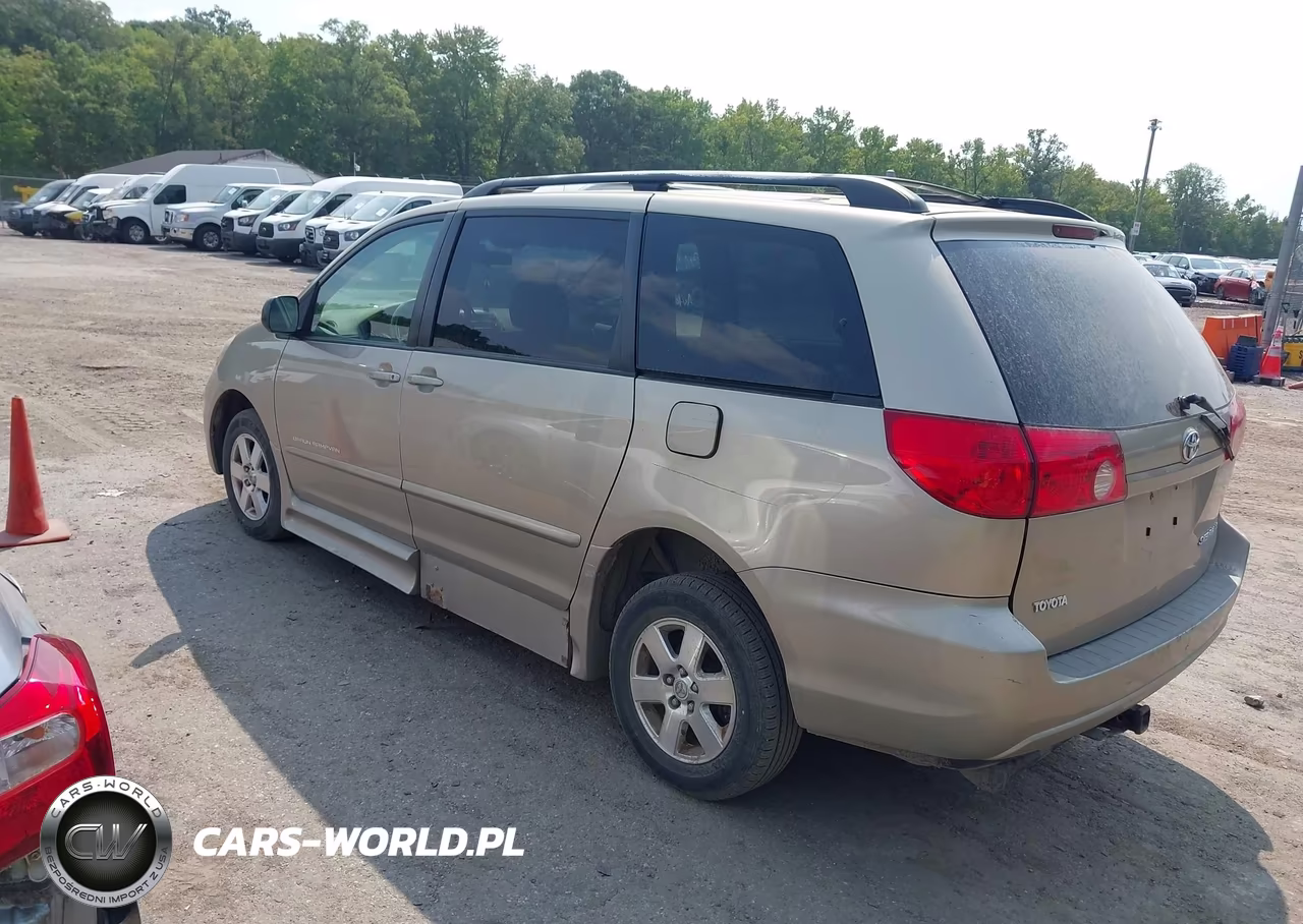 2008 Toyota Sienna Le VIN:5TDZK23CX8S182351 - 3